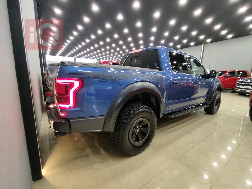 Ford F-150 Raptor